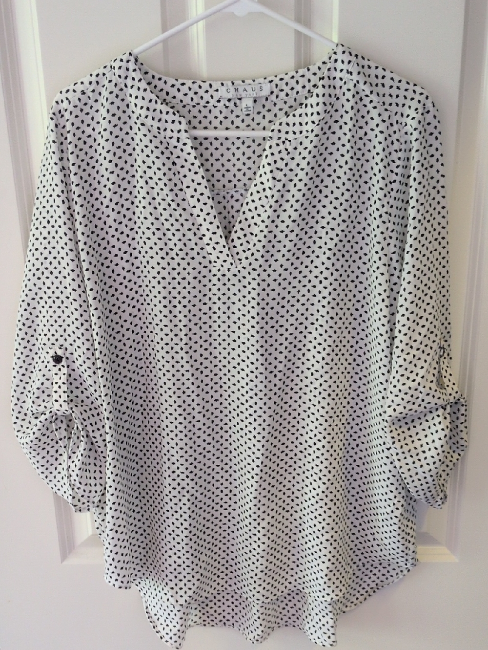 Chaus Black Dot Print White V-Neck Roll-Sleeve Blouse